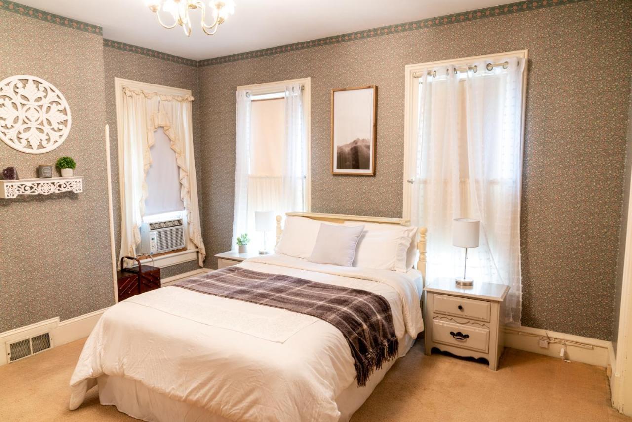 Charming Executive Victorian Mansion W/ Free Parking - Near Bucknell Villa Milton Екстериор снимка
