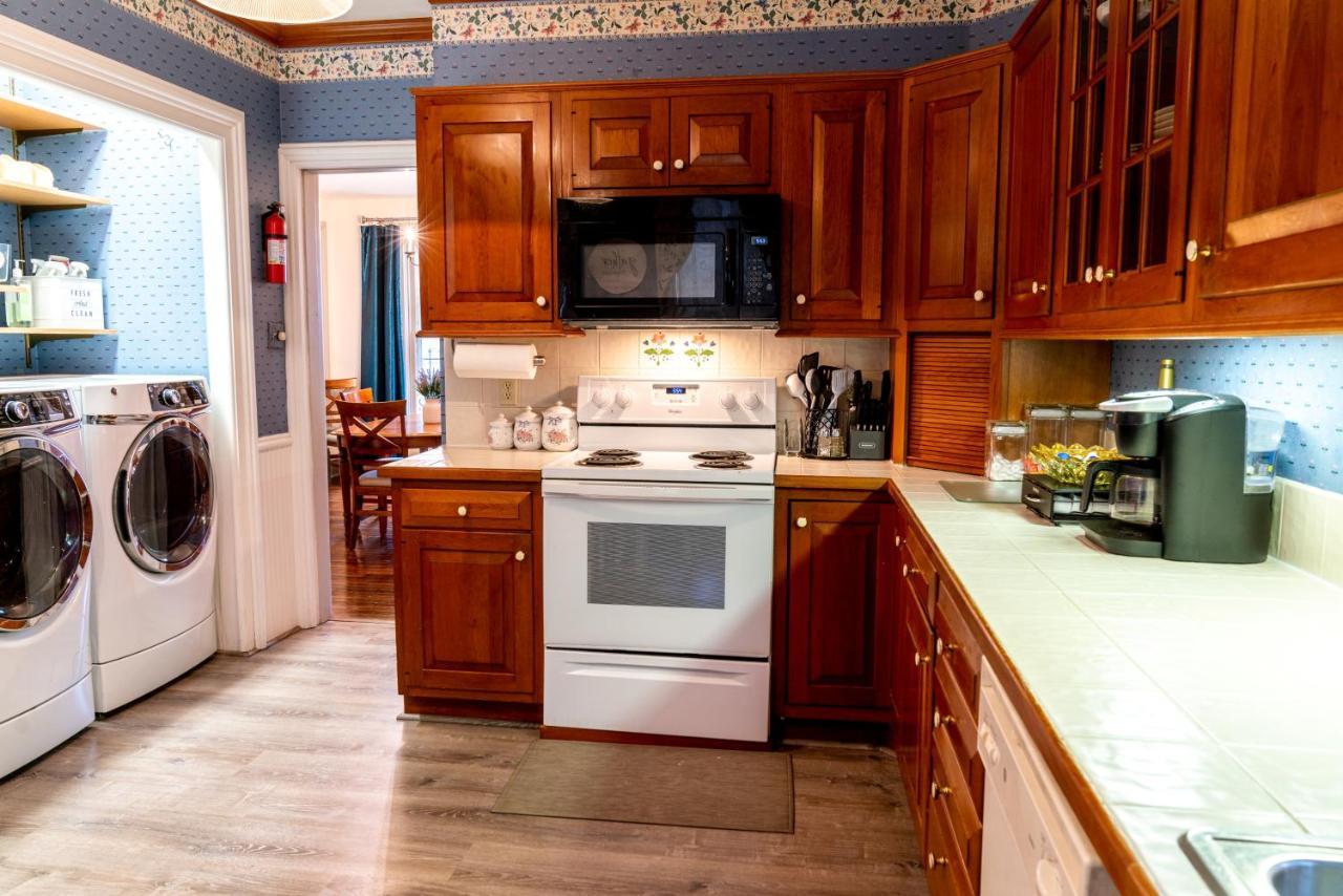 Charming Executive Victorian Mansion W/ Free Parking - Near Bucknell Villa Milton Екстериор снимка
