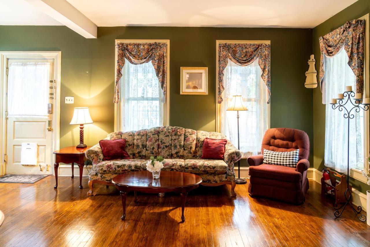 Charming Executive Victorian Mansion W/ Free Parking - Near Bucknell Villa Milton Екстериор снимка