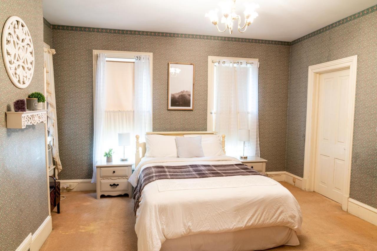 Charming Executive Victorian Mansion W/ Free Parking - Near Bucknell Villa Milton Екстериор снимка